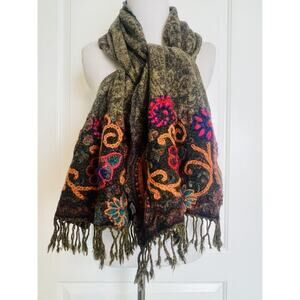 $195 BELLERO Fine Wool Hand Embroidered Boho Designer Scarf Wrap Knit Artisan